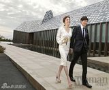 组图：崔秀钟夏希罗夫妇纪念结婚20周年拍写真