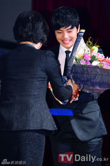 组图：童星吕珍九等宣传防止儿童暴力活动