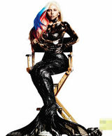 组图：Lady Gaga裸身涂油料 扮黑美人鱼呼吁环保