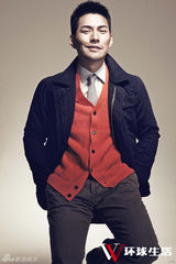 组图：严宽杂志大片蓄须展熟男魅力