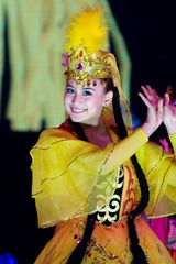 高清组图：民族歌舞《和谐中华》剧照