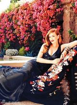 组图：艾拉-费舍尔温婉如玉登杂志走炫色路线