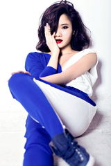 组图：常方源戛纳写真 《浮城谜事》主演秀冷艳