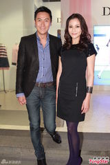 组图：熊黛林学会珍惜跟前人 穿平底鞋否认有喜