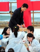 组图：《监视者们》等三部影片举行观众见面会