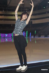 组图：杰西卡-帕克台北时尚代言 范晓萱等助阵