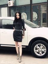 组图：章龄之美丽战严寒 演绎爱车精灵