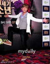 组图：文熙俊殷志源等老牌偶像综艺节目重聚