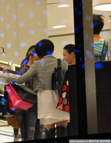 组图：汤唯《极速天使》玩街头风 张柏芝宽松衣遮腹