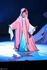 高清图集：李玉刚东京巡演 舞台眩目现场变装