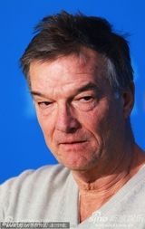 组图：《再见我的皇后》柏林亮相 戴安-克鲁格优雅