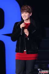 组图：SJ-M赴台中文大升级 动感舞曲High翻全场