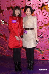 幻灯图：杨千嬅担任嘉宾 为金龙醒狮点晴