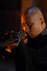 高清组图：胡军《十月围城》面目狰狞差点吓哭女儿