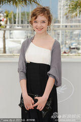 幻灯图集：《你是我的欢乐》记者会 女主角清新亮丽