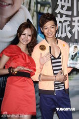 组图：辰亦儒举办新书发表会 展示厨艺秀事业线