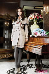 高清组图：申世京最新女装广告 变身高傲花仙女