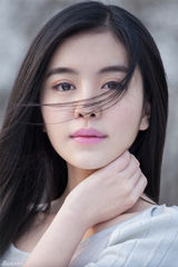 组图：赵多娜曝素颜写真 幽香若兰淡雅如竹