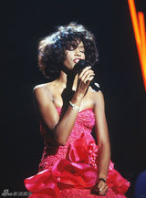 组图：惠特尼去世一周年 巨星珍贵旧照曝光