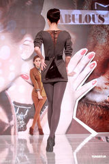 组图：熊黛林不惧做高龄产妇 白歆惠变性感猫女郎