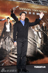 组图：郭富城拍打片保持身材 与舒淇默契如老夫老妻