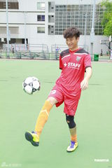 组图：马国明出席活动自曝爱踢足球