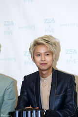 高清组图：韩团帝国之子分队首唱会 将发新曲