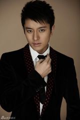 组图：贾乃亮秋冬大片 演绎法兰绒绅士