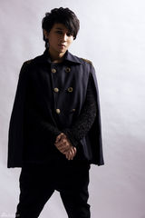 组图：欢子打造情歌专辑 暖春来临拍俊朗宣传照