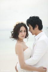 独家：刘芸郑钧举办浪漫婚礼 唯美婚纱照曝光