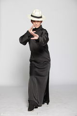 组图：大咖秀走功夫风 谢娜扮叶问维嘉变李小龙