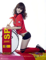 高清图：柳岩变西班牙冷艳舞娘 热情球迷两重奏