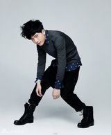 组图：井柏然最新个性写真曝光 诠释另类新时尚