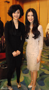 组图：龚蓓苾甜美亮相文联春晚 献唱闽南小曲