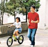 组图：谁是超级星爸潜力股？萌宝宝融化硬汉