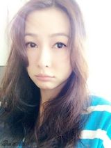 诸葛梓岐自拍美照 享豪门娇妻甜蜜生活