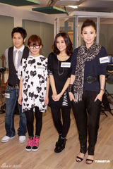 组图：曹格谢安琪周丽淇出席音乐会彩排