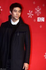 高清组图：韩片《巨塔》VIP首映举行群星捧场