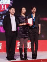 高清：优雅风VS知性美 徐静蕾MaggieQ同场竞艳