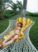 组图：后藤真希夏日海边写真 清凉泳装大秀性感