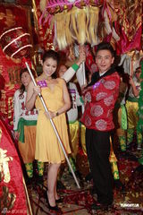 组图：黄宗泽胡杏儿情侣档秀恩爱称没有结婚打算