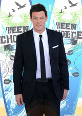 高清组图：《欢乐合唱团》男星考瑞-蒙坦斯浅笑迷人