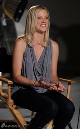 杰西卡-阿尔芭和伊娃-朗格利亚等明星合拍写真(图)