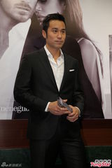 组图：张孝全否认与女友筑爱巢 称结婚顺其自然