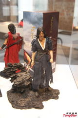 组图：马荣成举办作品展 不排除再拍《风云》