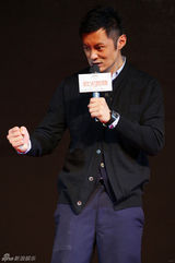 组图：《救火英雄》余文乐劫财谢霆锋