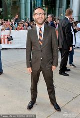 组图：《杀死汝爱》多伦多首映 丹尼尔帅气十足