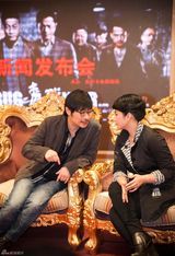 组图：《毒战》票房过亿 黄奕连赶三城庆功