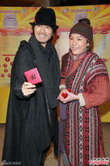 组图：黄子华盼与周润发拍剧 张智霖否认不和