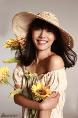 组图：白百何《失恋33天》裸妆上阵 美肤羡煞人